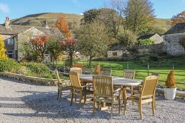 קוטג'' Renshaw Farm