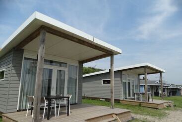 コテージ Beach Lodges Oostvoorne