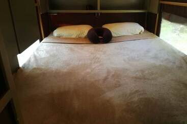 تختخواب و صبحانه Campestre Nukak Travellers Club