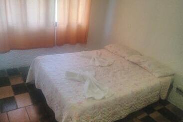 酒店 Pousada E Hostel La Pionera