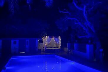 فندق Regulus Resort