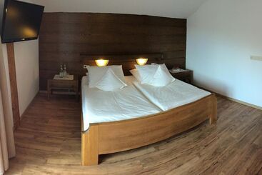 پانسیون Gästehaus Wiesegg