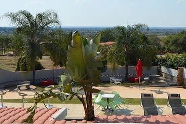 Пансион Rantsho Lifestyle Guesthouse