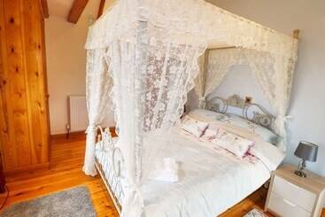 کلبه Riber View Barn