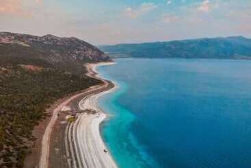 아파트호텔 Salda Golu Deveci Apart