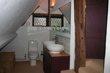 بيت ريفى The Yeoman's House