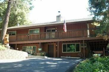 茅舍 Yosemite Scenic Wonders  Cedar Mountain