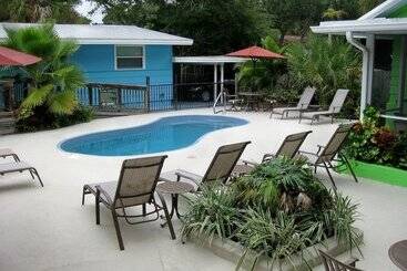 Flip Flop Cottages