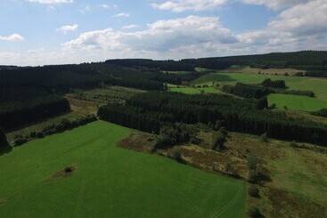 בית מלון כפרי Ardenparks Petite Suisse