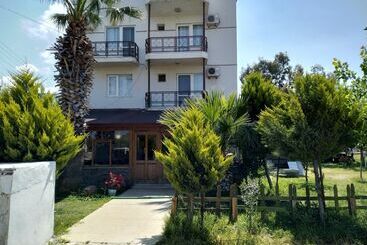 Отель Deniz Kizi