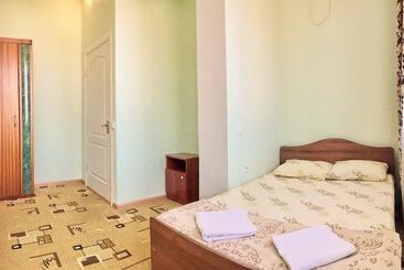 هتل Lazurnaya Plus