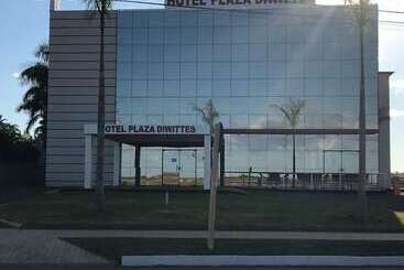 ホテル Plaza Diwittes