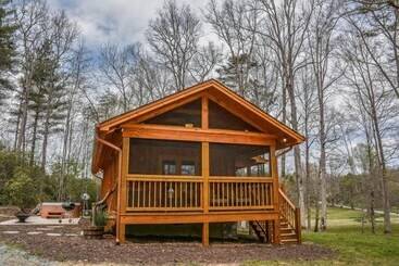 بيت ريفى Laurel Escape