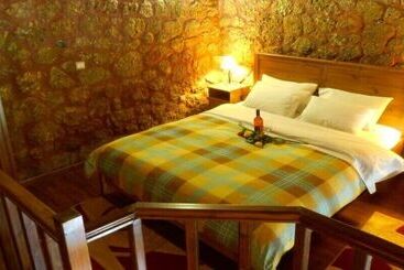 펜션 Paliokastro Guesthouse