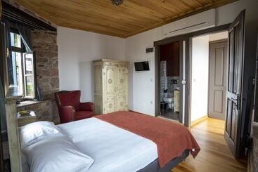 פנסיון Pita Hotel Cunda