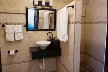 ペンション Sir Angel's Guesthouse