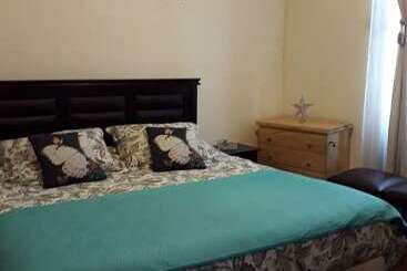 Castle Hostal Valparaiso