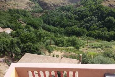 پانسیون Dar Tanzought