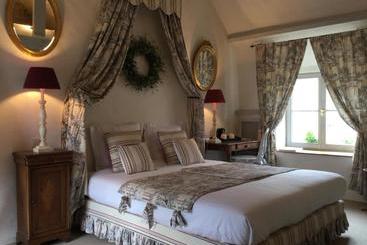 هتل B&b Auberge De Klasse