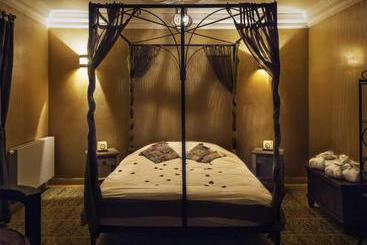هتل Riad