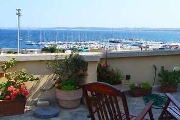 בית מלון כפרי Palazzo Vergine I Due Mari