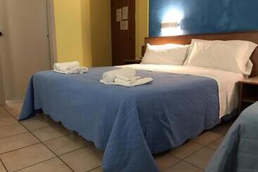 Отель Pellegrino E Pace