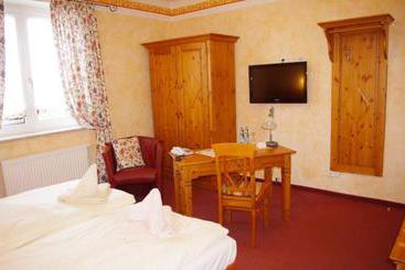 Pension & Landgasthof Rathausstuben