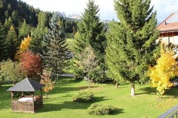 בית מלון כפרי Rosalpina