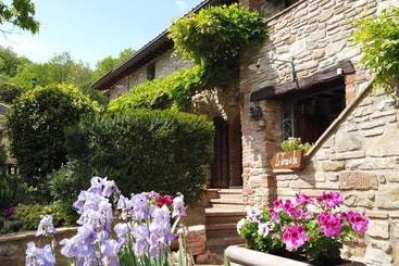 קוטג'' Le Terre Di Isa