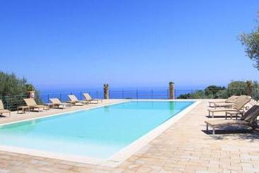 펜션 Turismo Rurale Cefalù