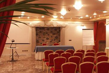 Plaza Hotel Comfort