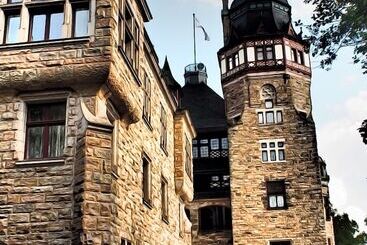 Schloss Hotel Wolfsbrunnen