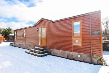 بيت ريفى 32 Cruachan Lodge