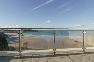 קוטג'' Buena Vista