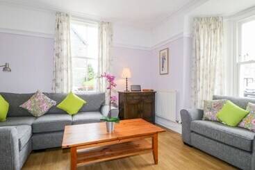 קוטג'' Pelham House