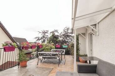 별장 The Apartment