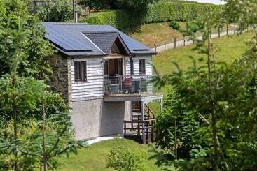 بيت ريفى Black Mountain View