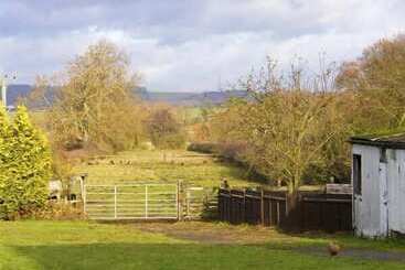 קוטג'' Croft Granary