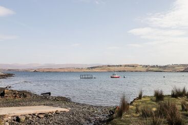 بيت ريفى Greshornish Boathouse