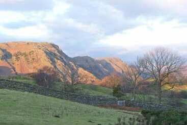 コテージ High View Lodge