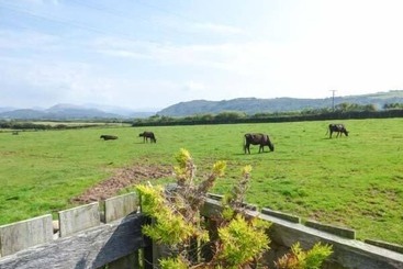 بيت ريفى Muncaster View