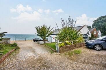 بيت ريفى North West Sea View No. 3