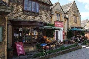 별장 Pennylands Hill View Lodge