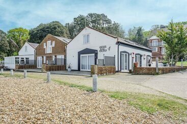 بيت ريفى West Sea View No 5