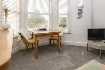 茅舍 Y Castell Apartment 2