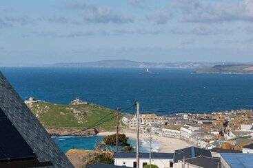 بيت ريفى Godrevy