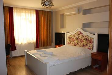 בית מלון כפרי Ferah