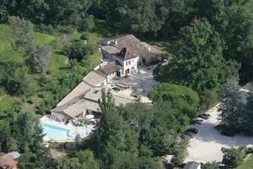 ホテル Moulin Des Sandaux Village