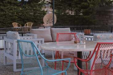 پانسیون Sourediko