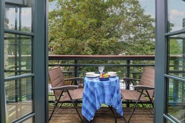 קוטג'' Riverview